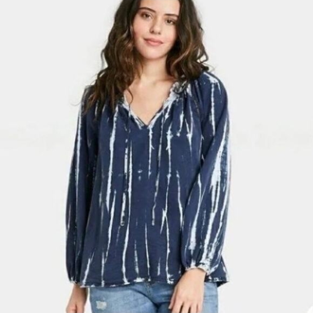 Knox Rose Navy & White Tie-Dye Peasant Blouse